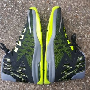 nike air devosion youth